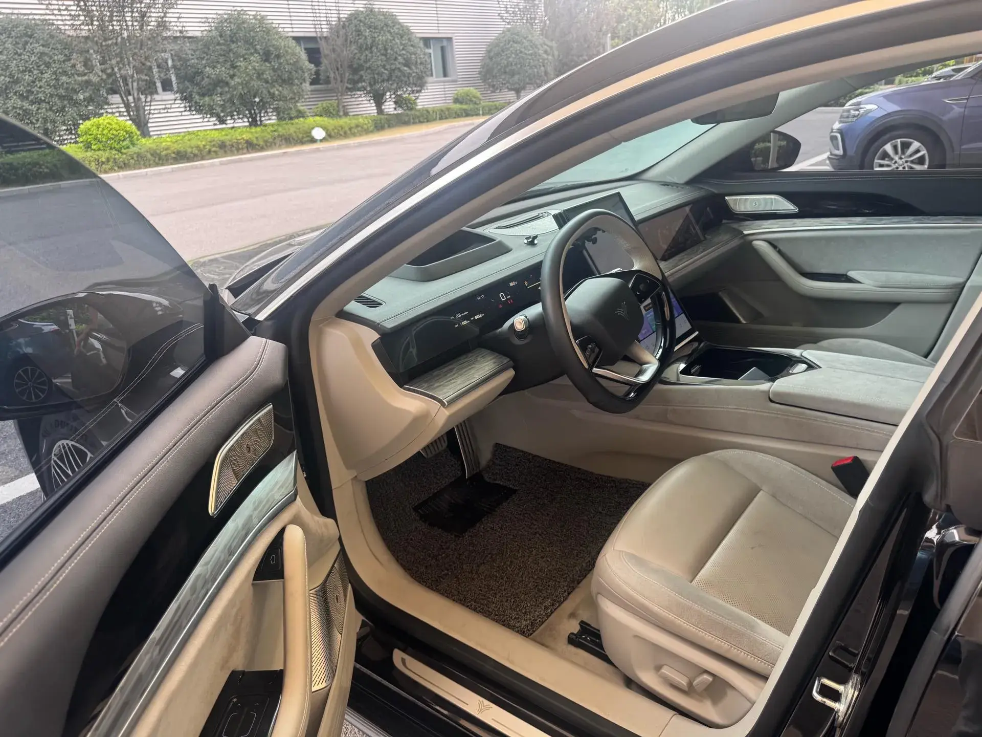 2022 NETA S thumbnail 4