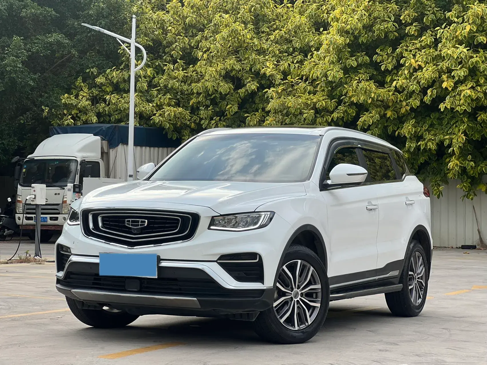 2020 GEELY AZKARRA view 1