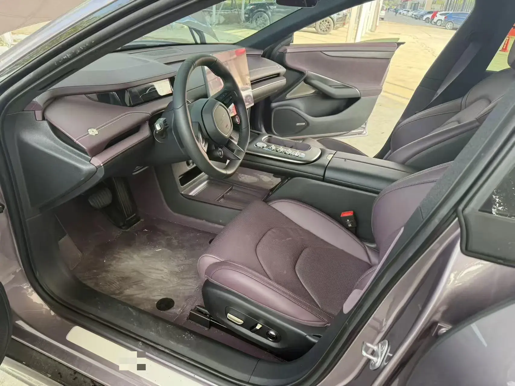 2024 MI SU7 thumbnail 4