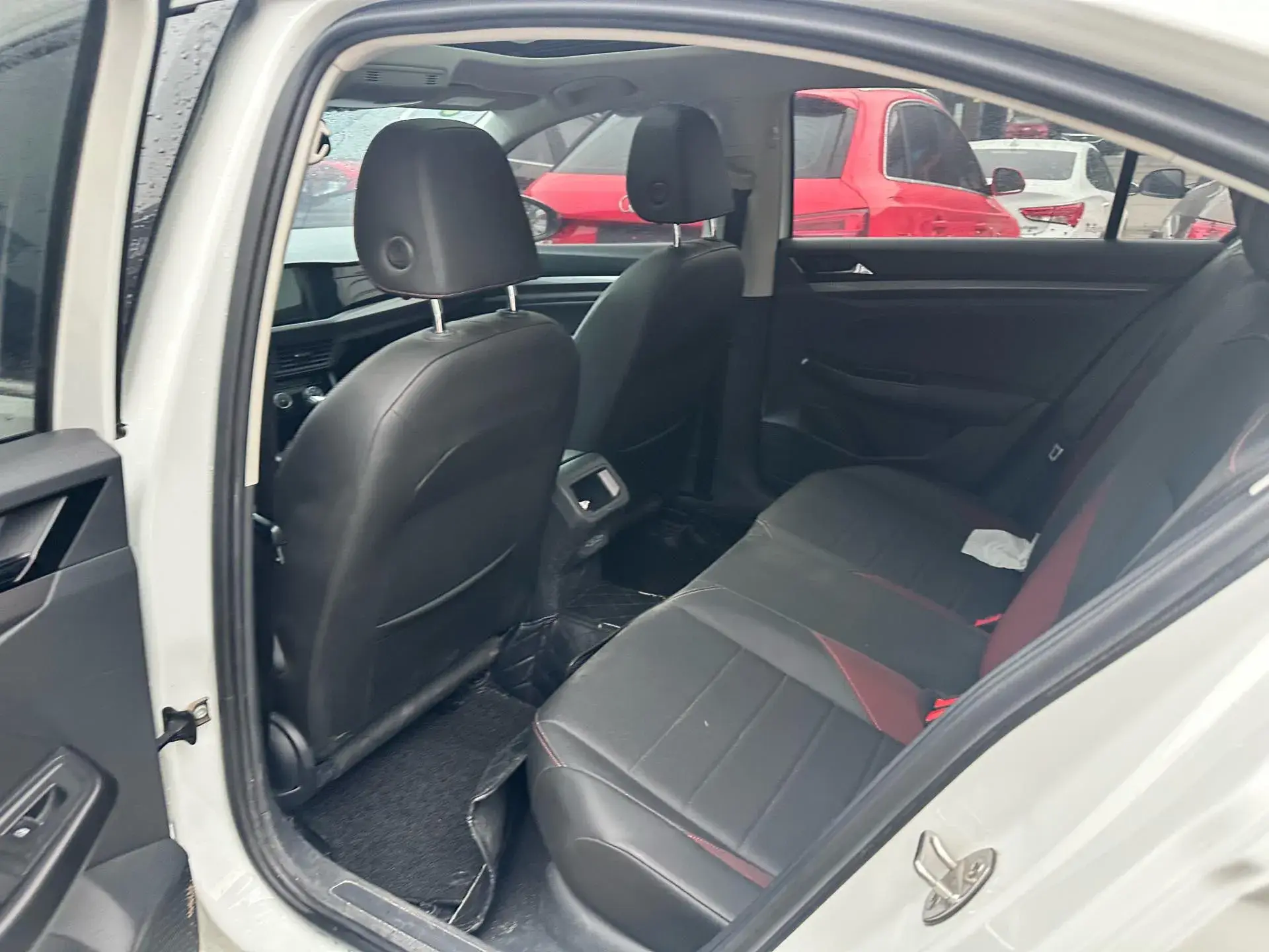 2019 VOLKSWAGEN BORA thumbnail 4