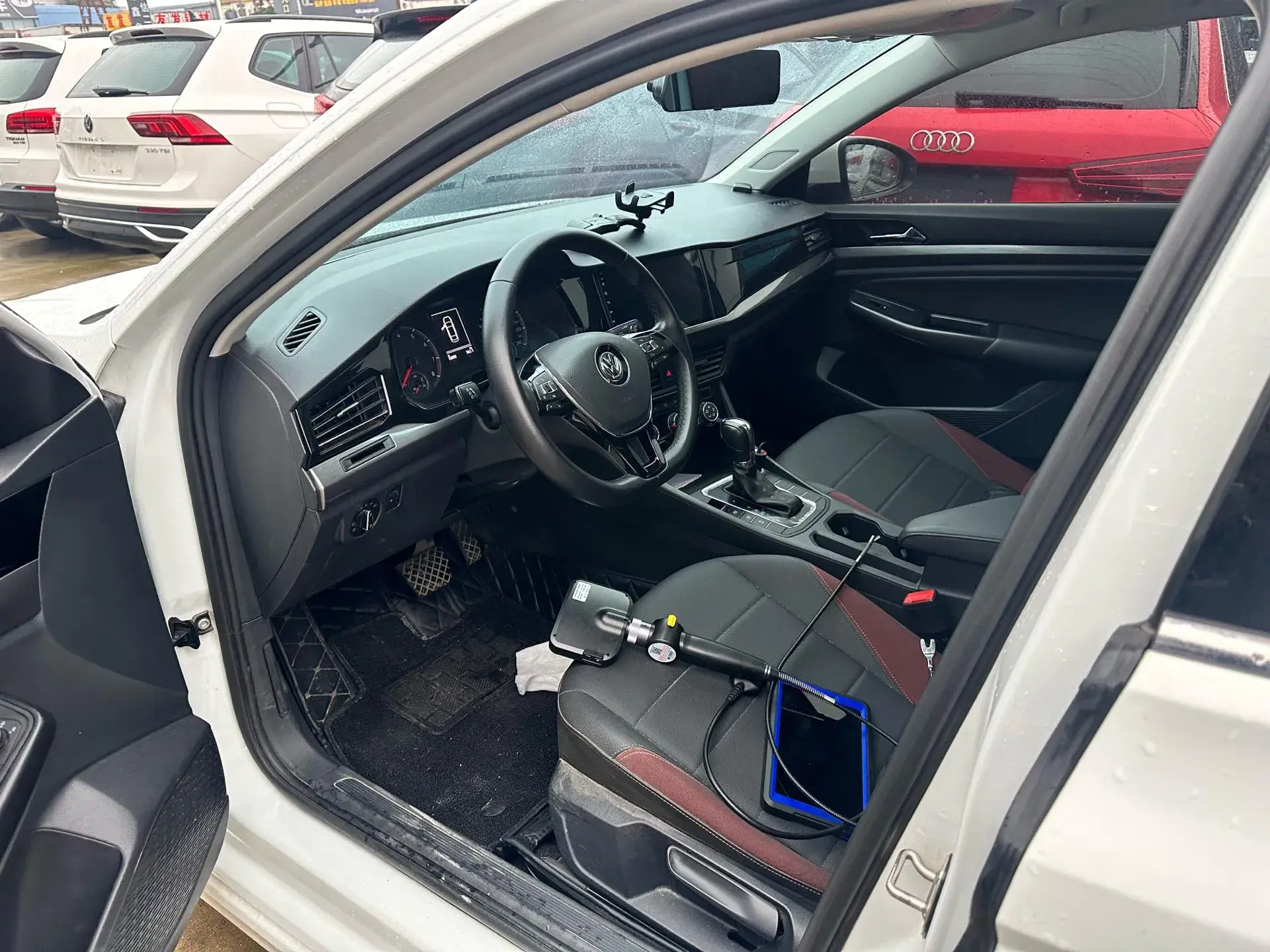 2019 VOLKSWAGEN BORA thumbnail 2