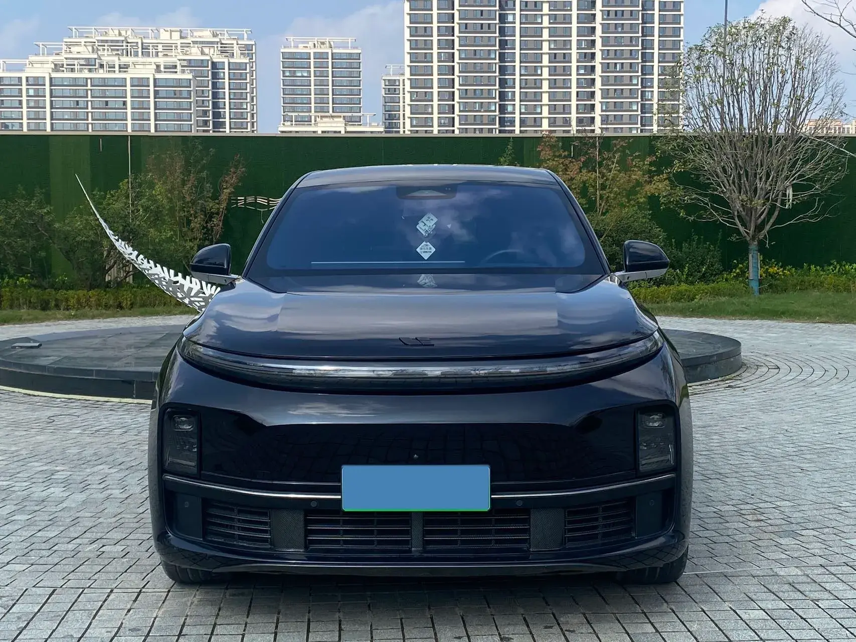 2023 LI L7 thumbnail 2