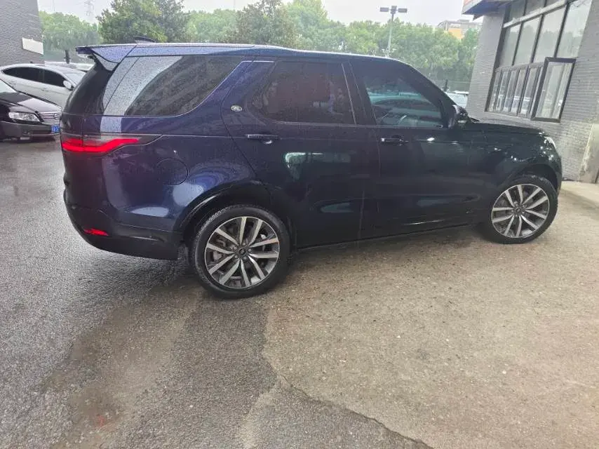 2021 LAND ROVER thumbnail 4