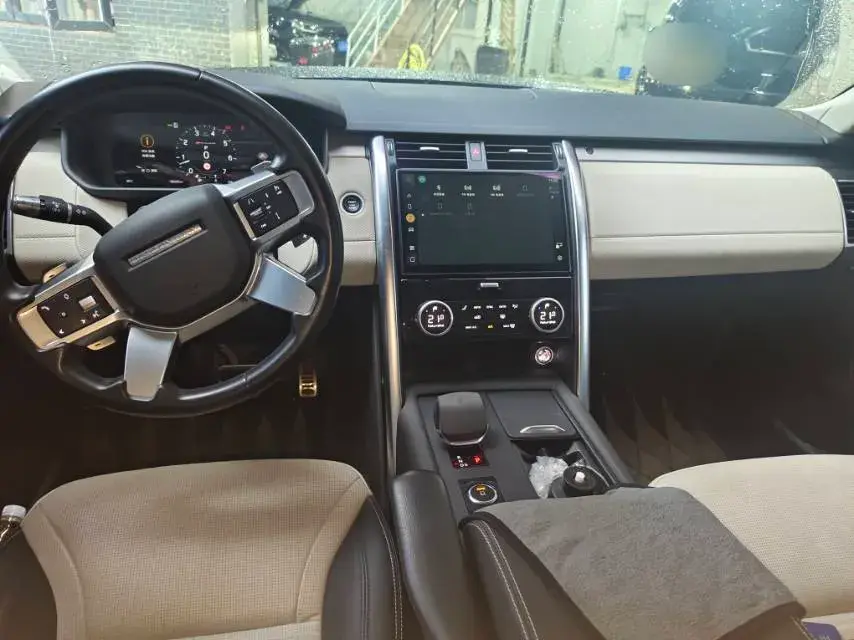 2021 LAND ROVER thumbnail 3