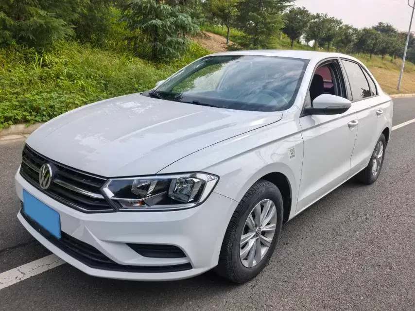 2018 VOLKSWAGEN BORA view 1