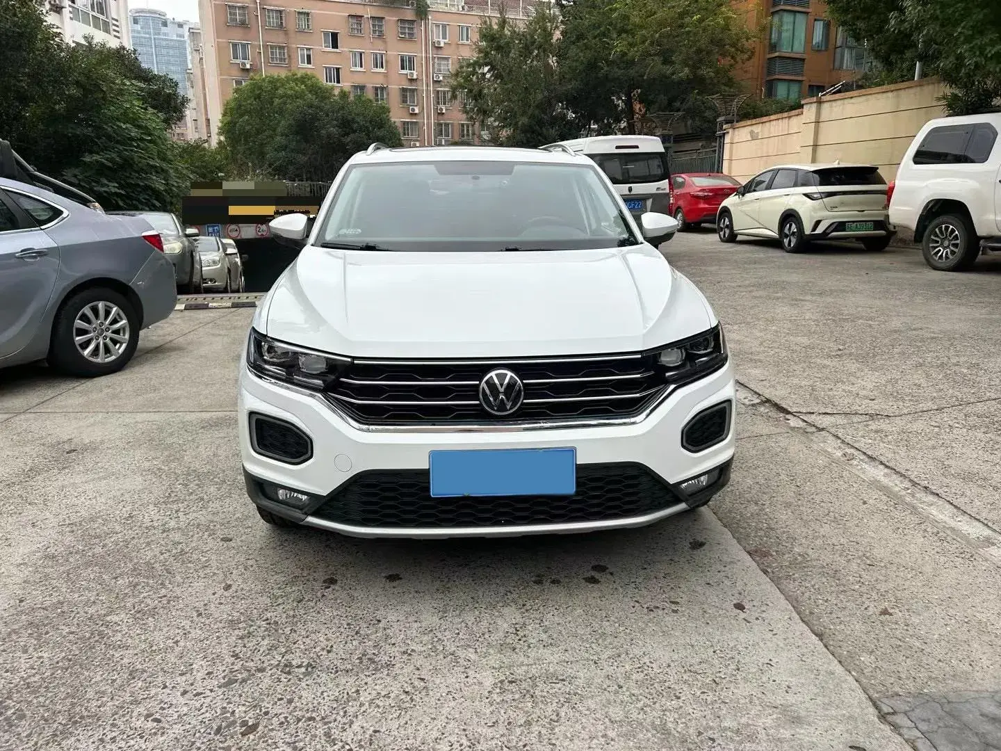2021 VOLKSWAGEN T-ROC thumbnail 2