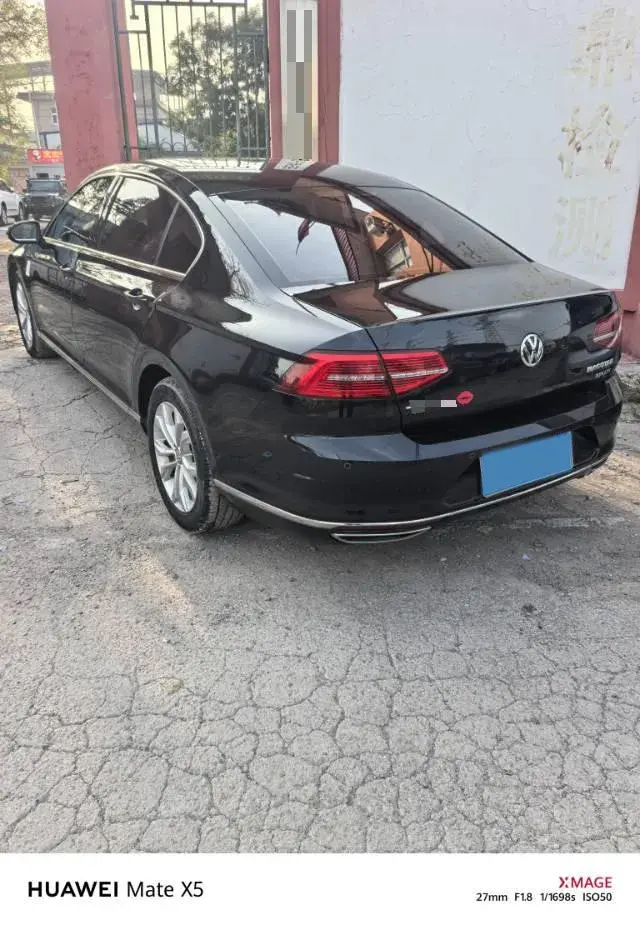 2018 VOLKSWAGEN MAGOTAN thumbnail 3