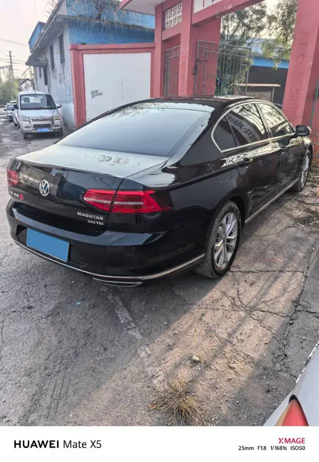 2018 VOLKSWAGEN MAGOTAN thumbnail 4