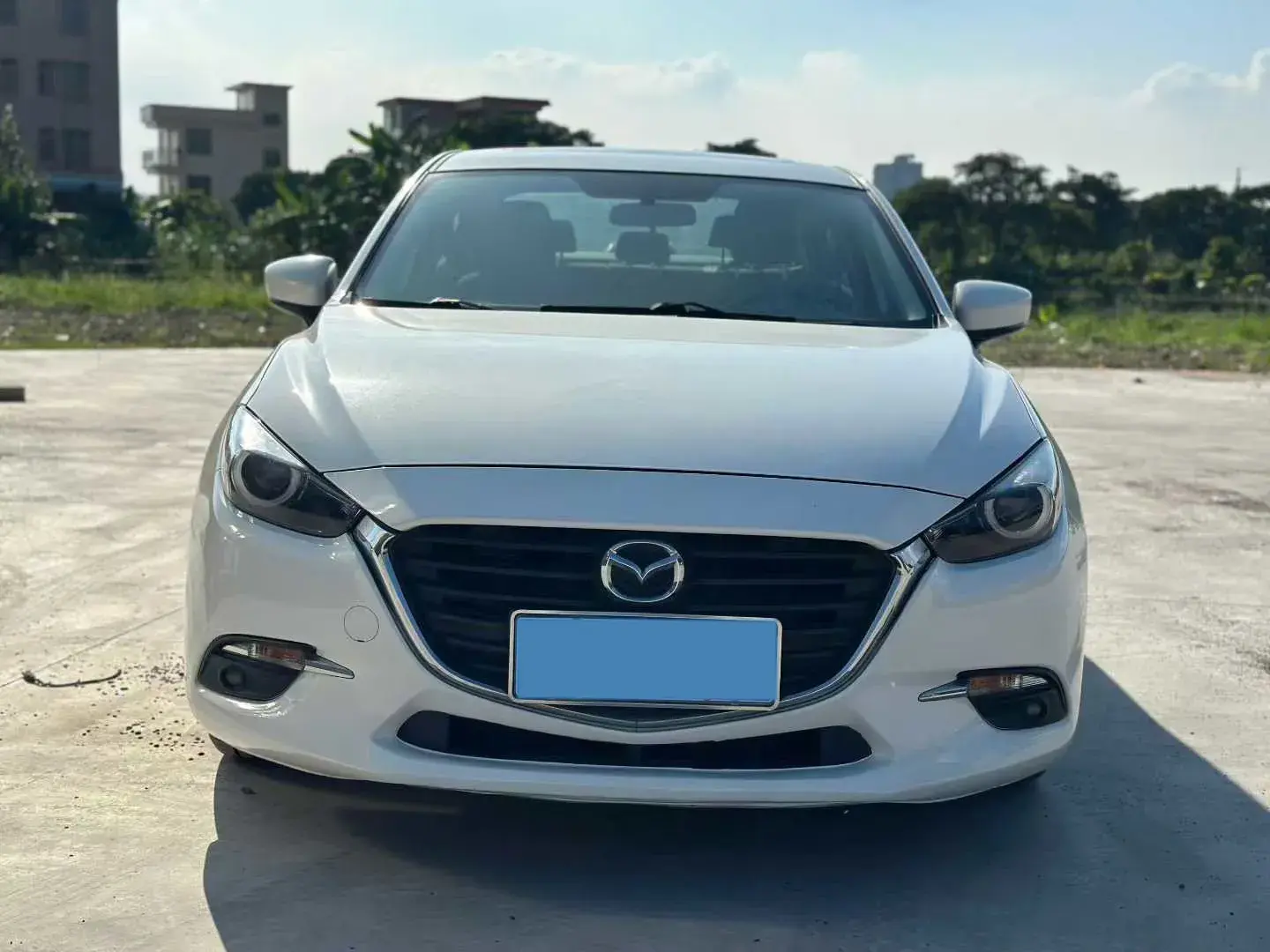2017 MAZDA 3 thumbnail 2