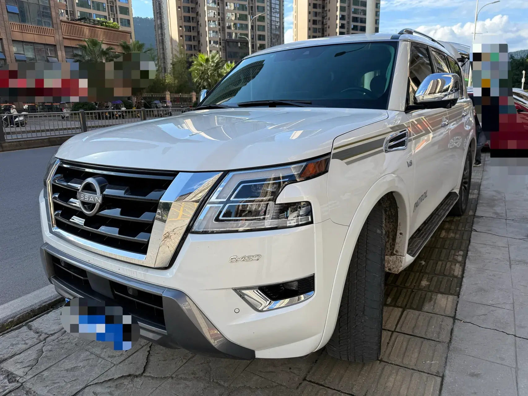 2023 NISSAN PATROL view 1