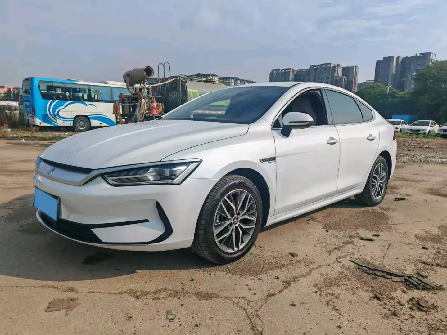 2023 BYD QIN view 1
