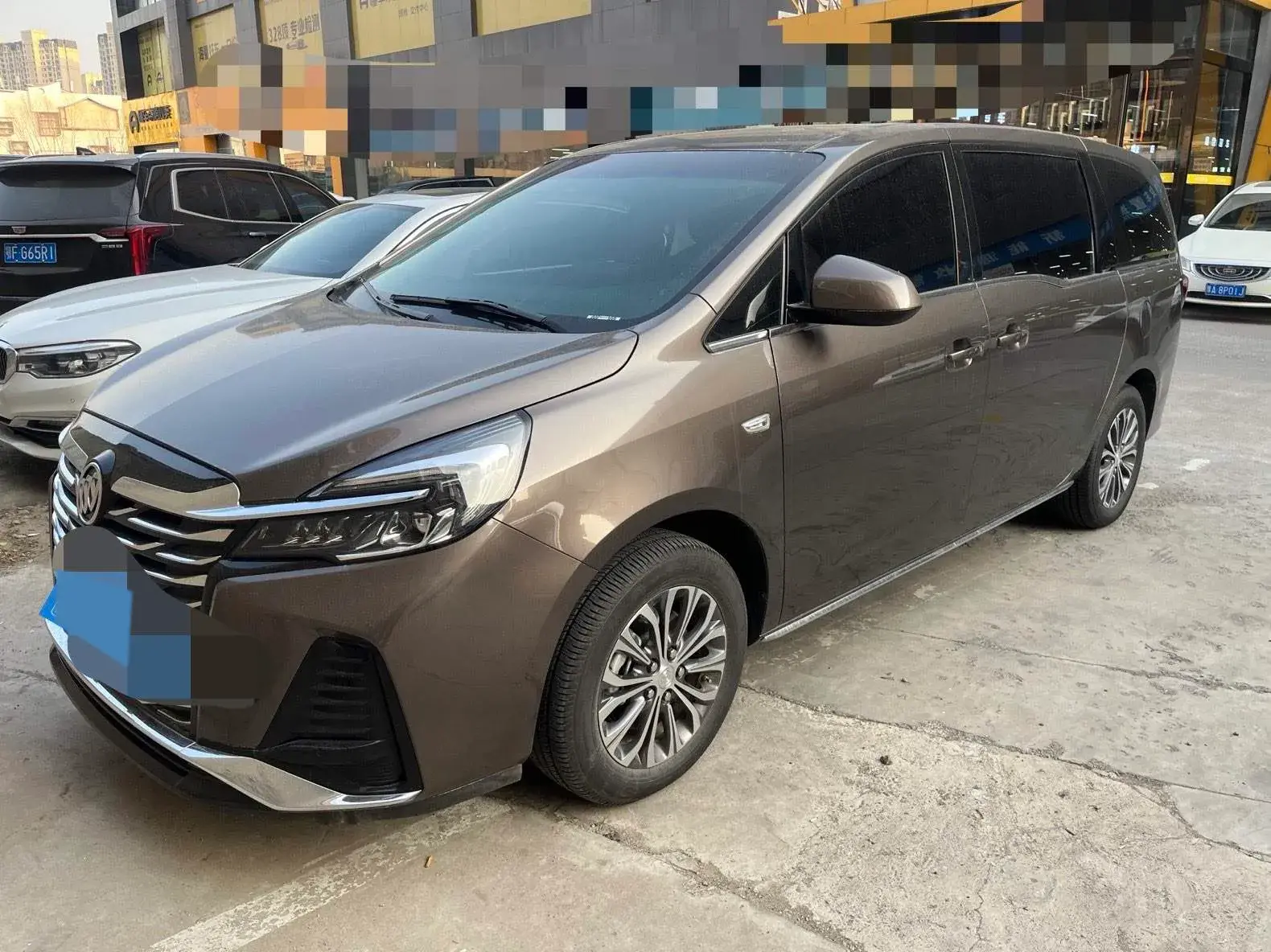 2023 BUICK GL8 view 1