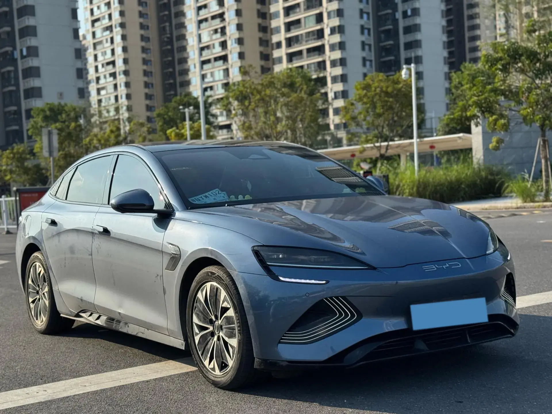 2022 BYD SEAL thumbnail 3