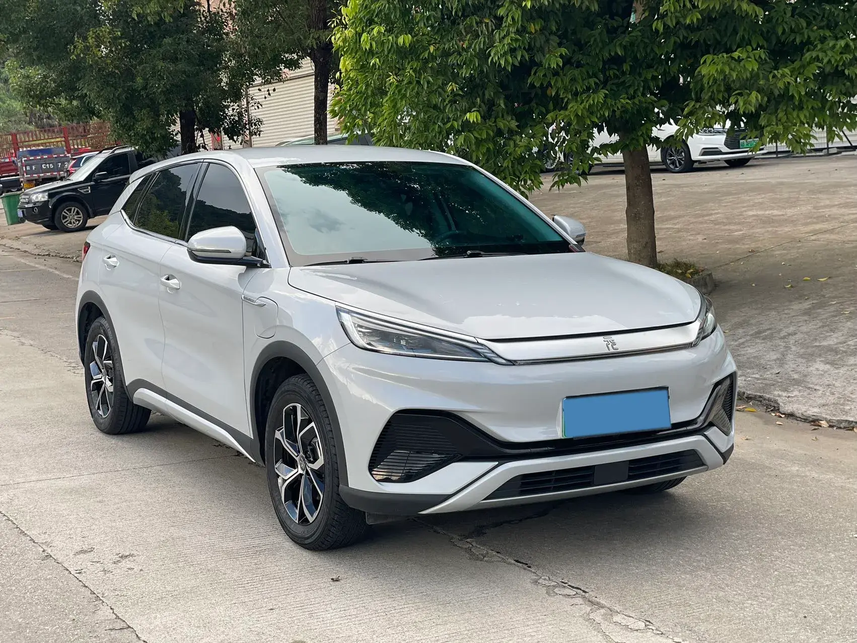 2024 BYD YUAN thumbnail 3