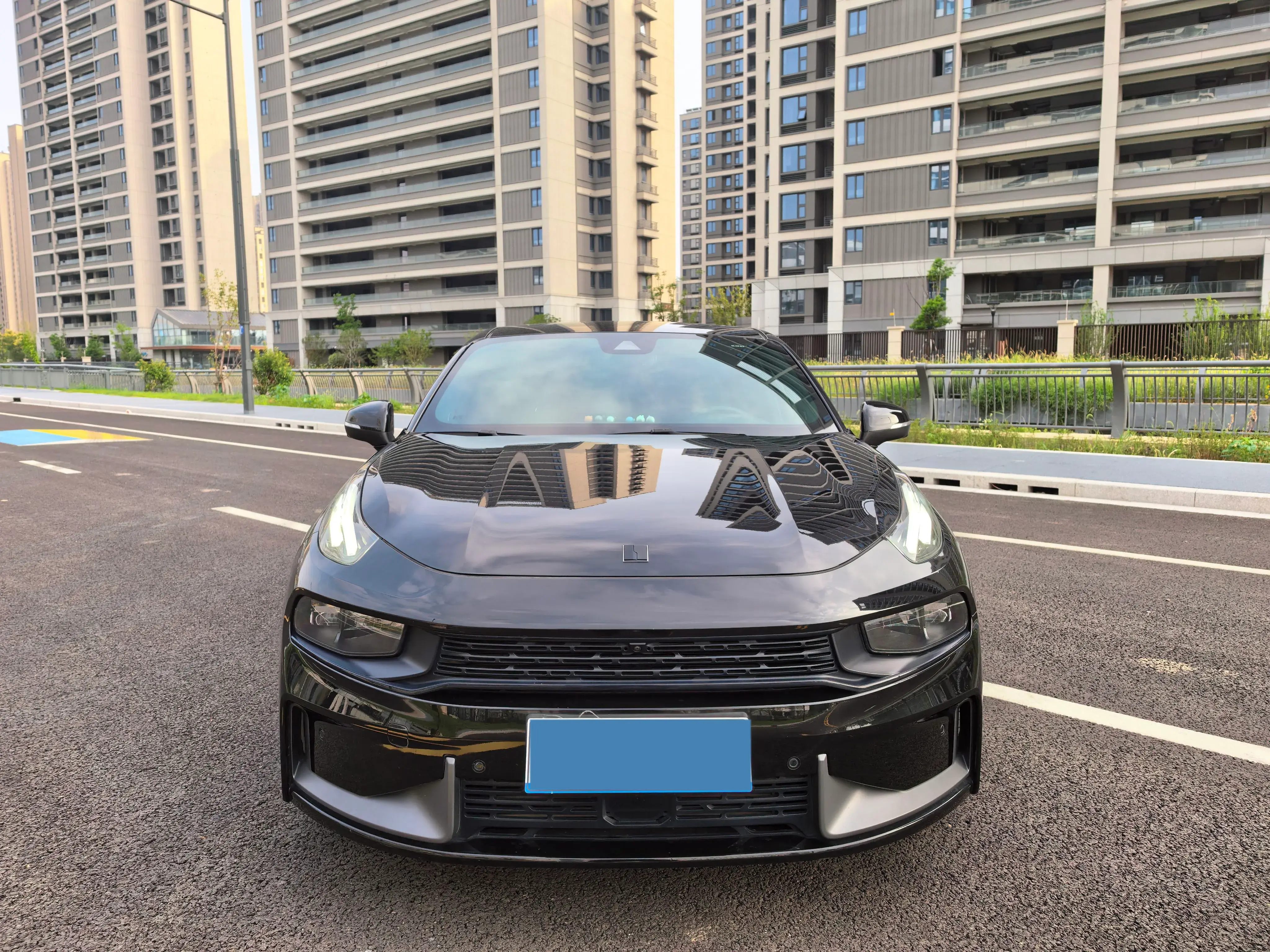 2021 LYNK&CO 03 thumbnail 2