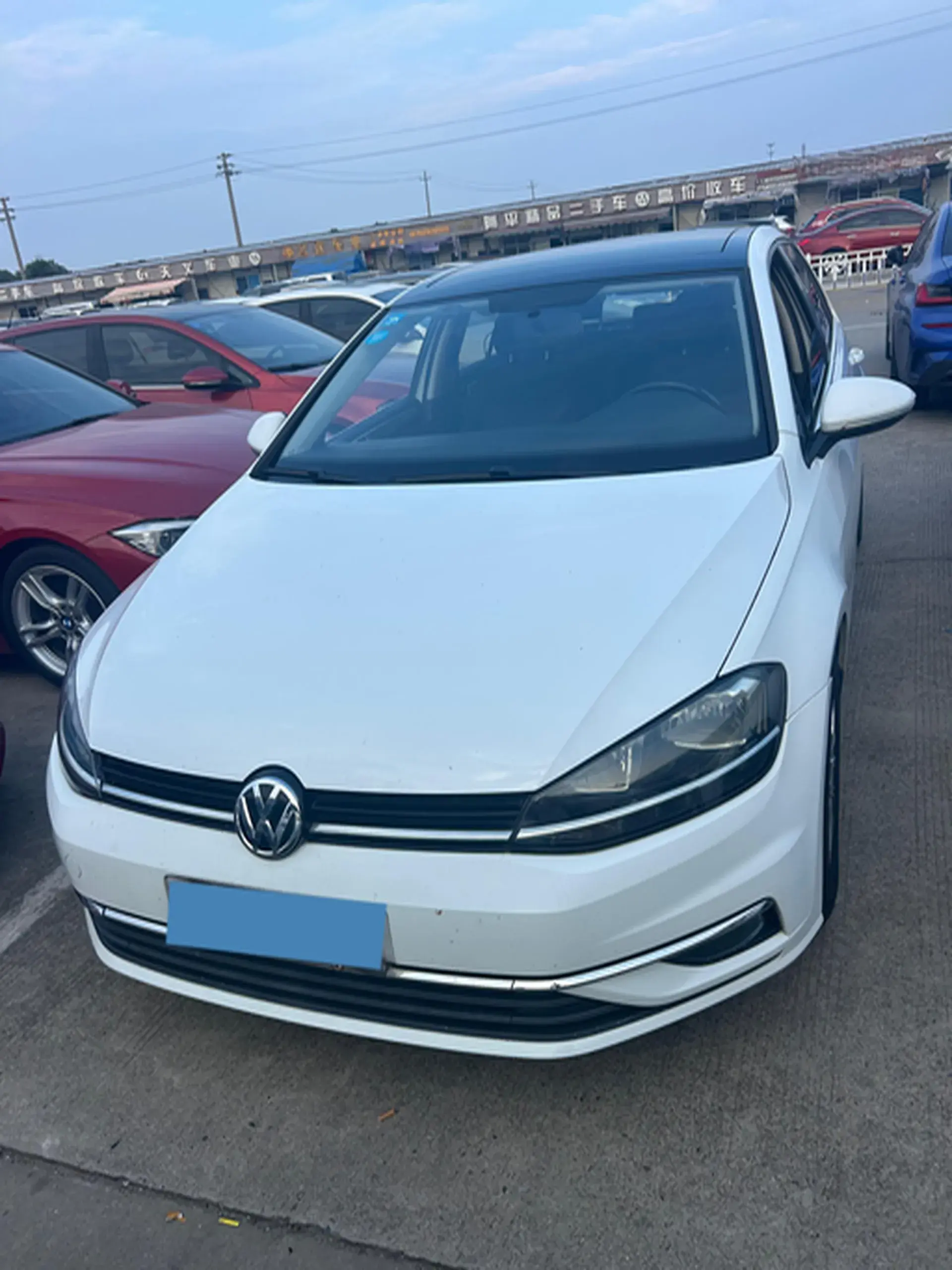2018 VOLKSWAGEN GOLF thumbnail 2