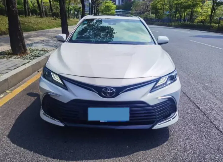 2021 TOYOTA CAMRY thumbnail 2