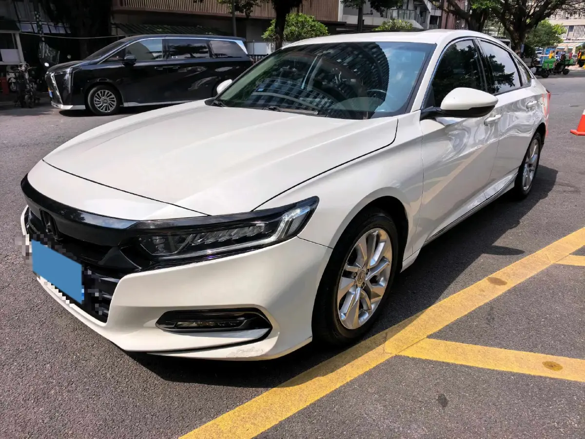 2018 Honda Accord 1.5T 194HP L4 CVT