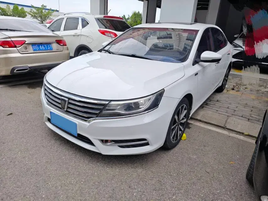 2018 ROEWE I6 view 1