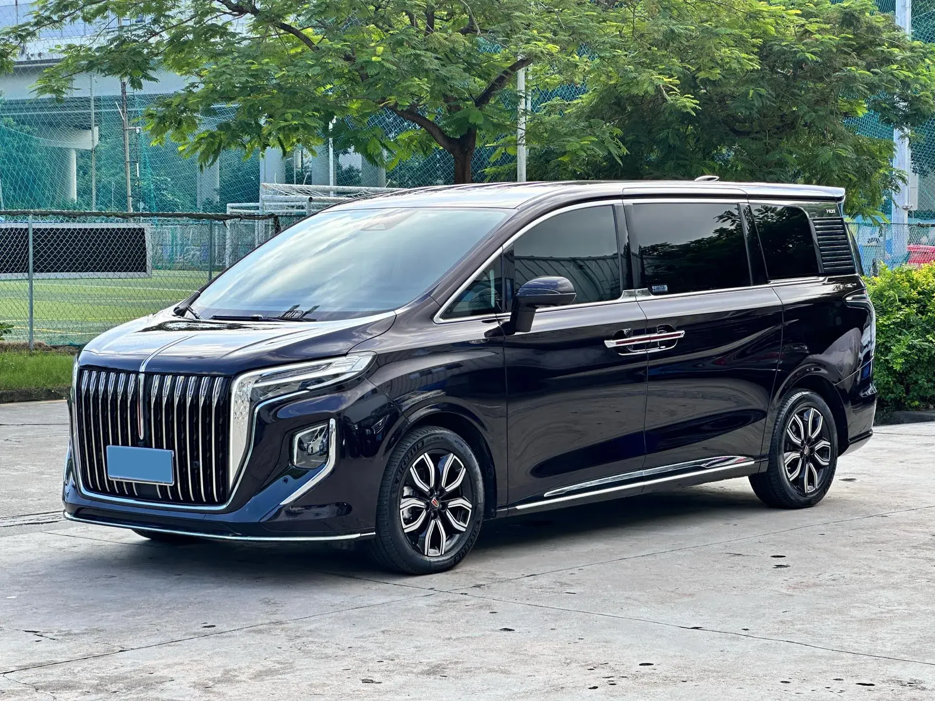 2023 HONGQI HQ9 view 1