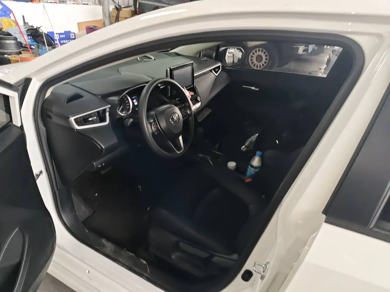 2021 TOYOTA COROLLA thumbnail 4