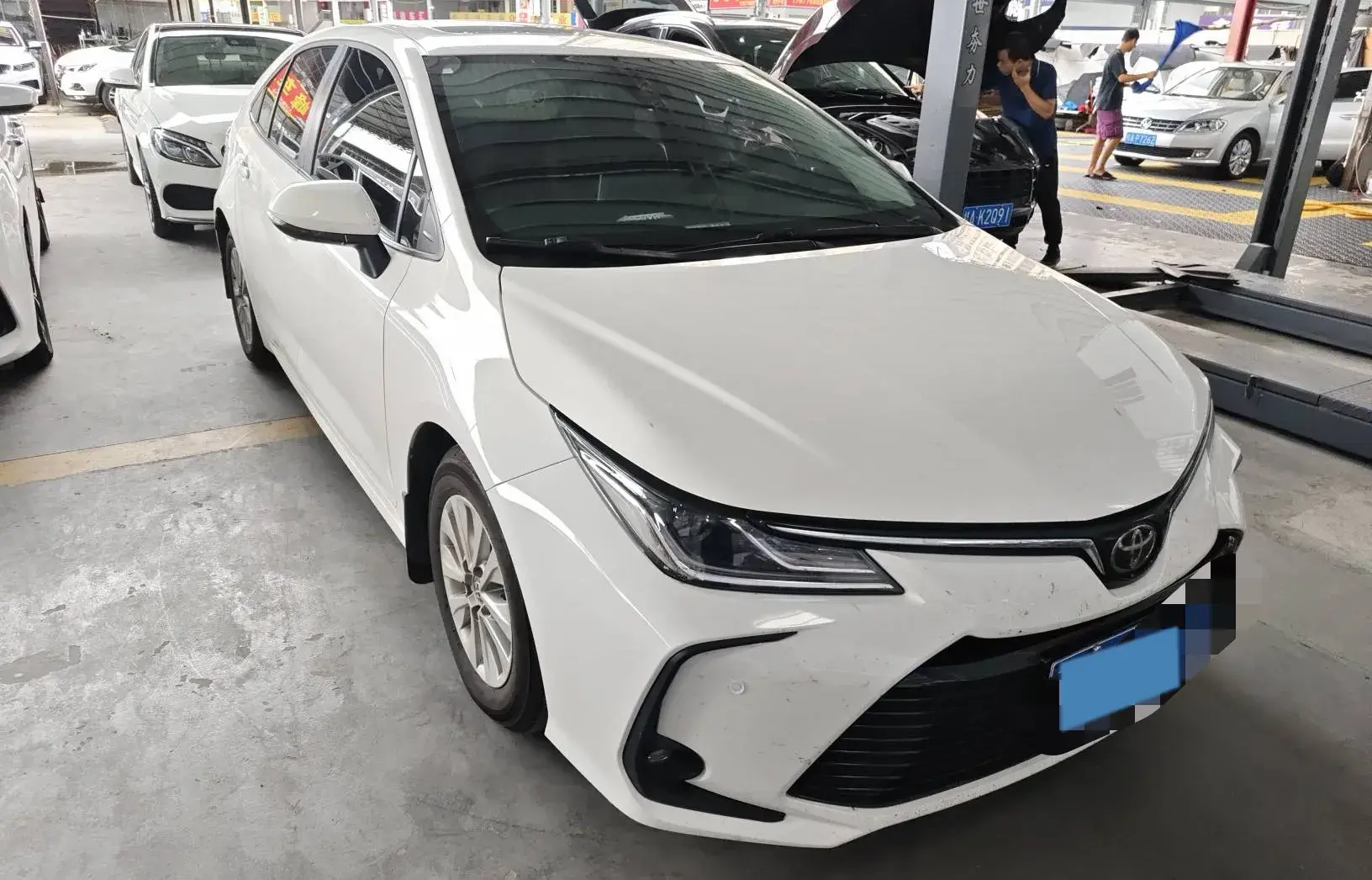 2021 TOYOTA COROLLA thumbnail 3