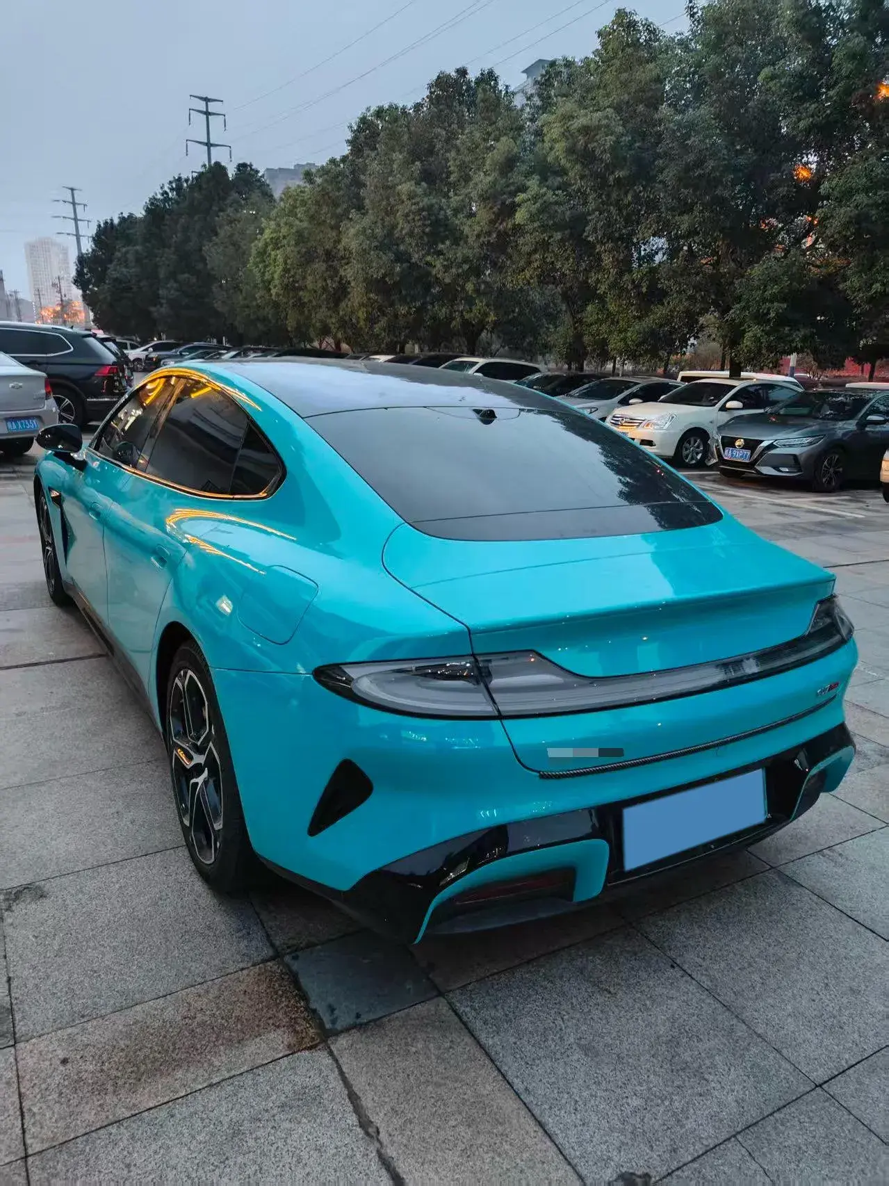 2024 MI SU7 thumbnail 2