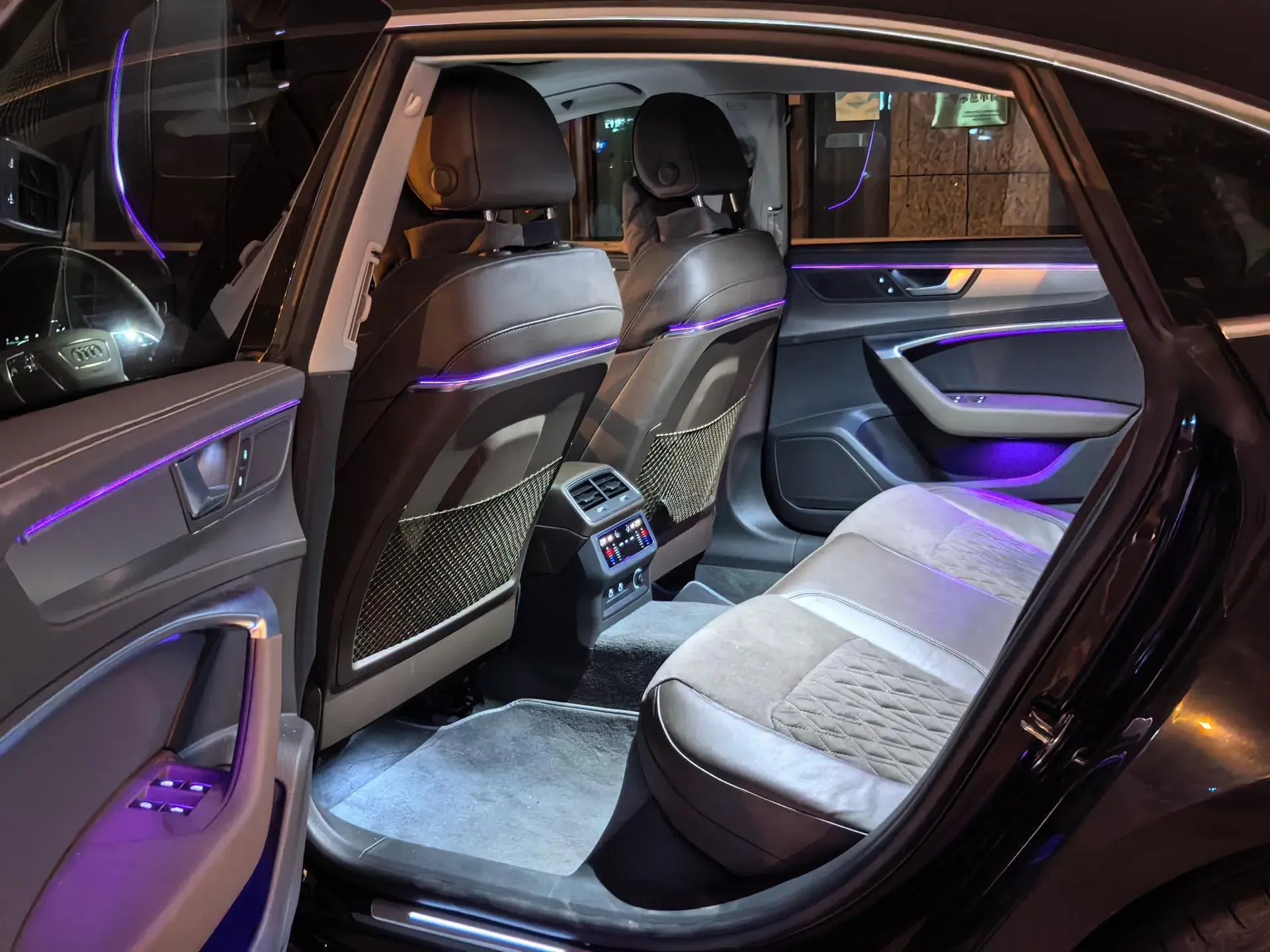 2024 AUDI A7L thumbnail 3