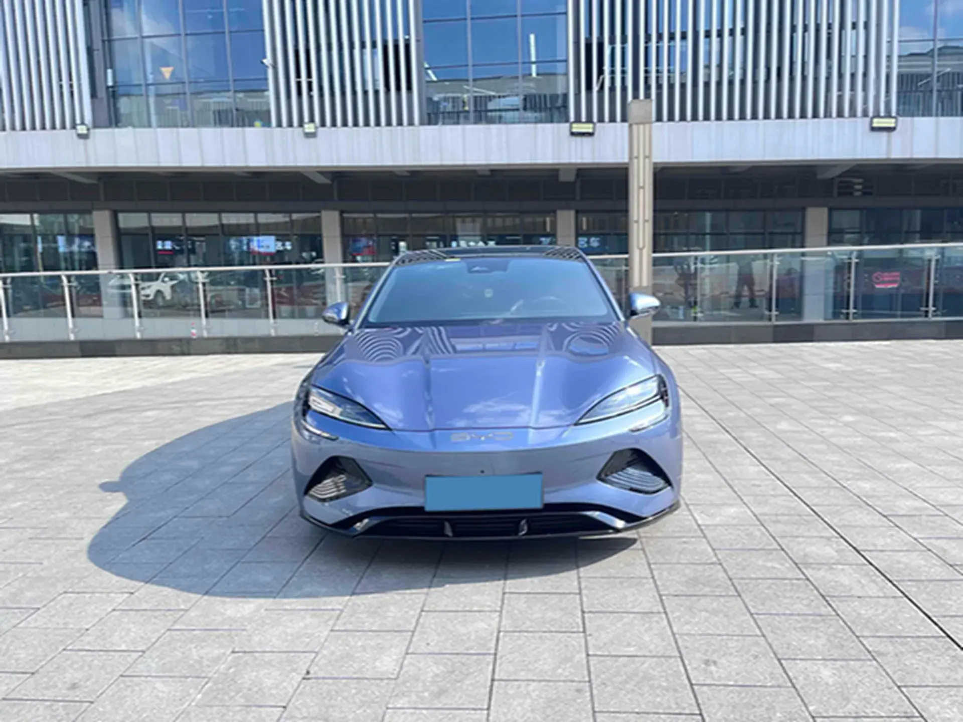 2023 BYD SEAL thumbnail 2