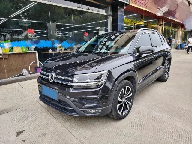 2019 VOLKSWAGEN THARU view 1