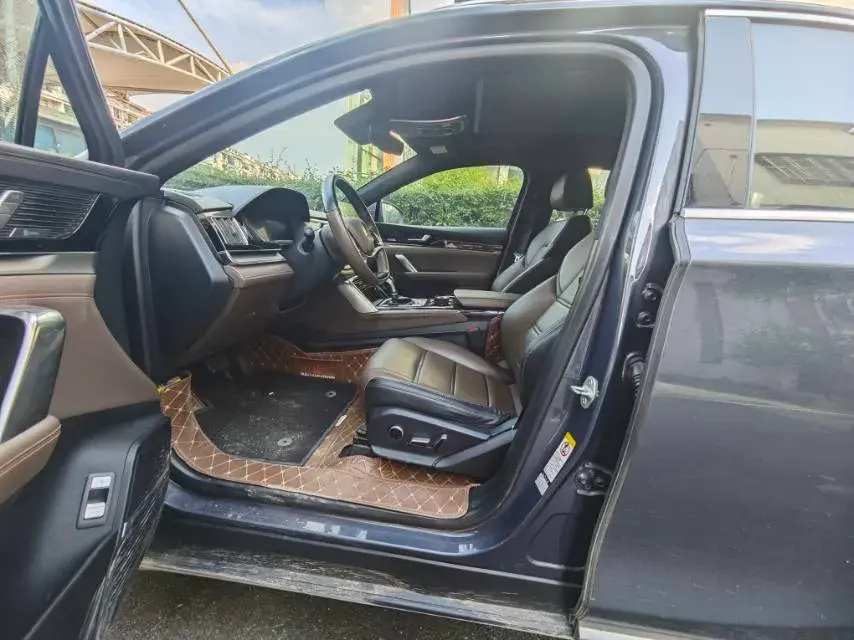 2021 BYD TANG thumbnail 4