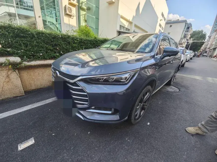 2021 BYD TANG view 1