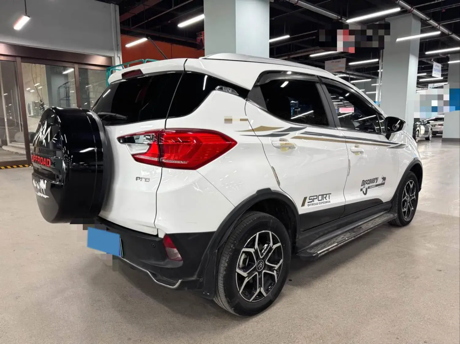 2021 BYD YUAN thumbnail 4