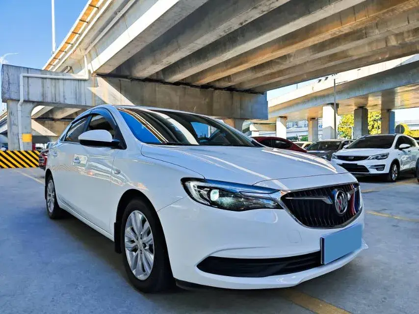 2021 BUICK EXCELLE thumbnail 3