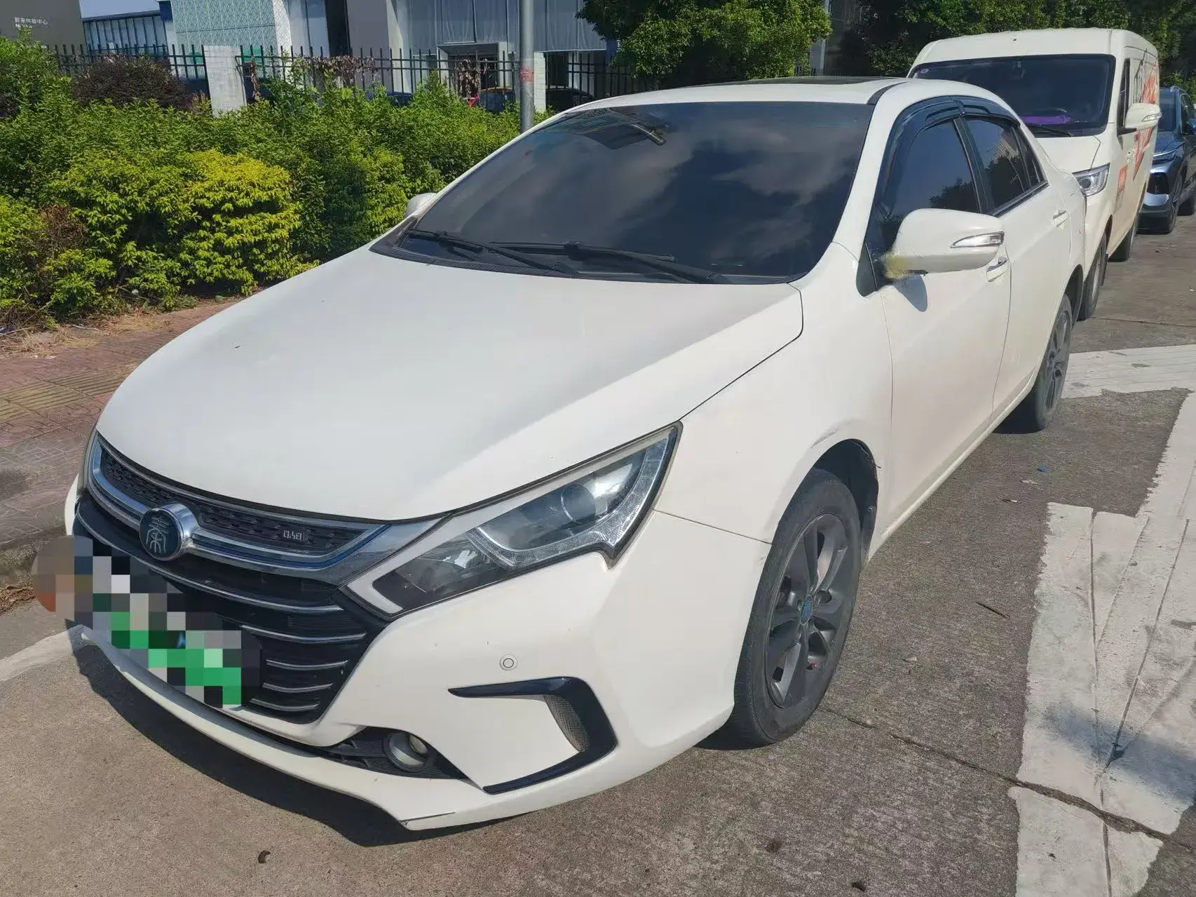 2018 BYD QIN view 1