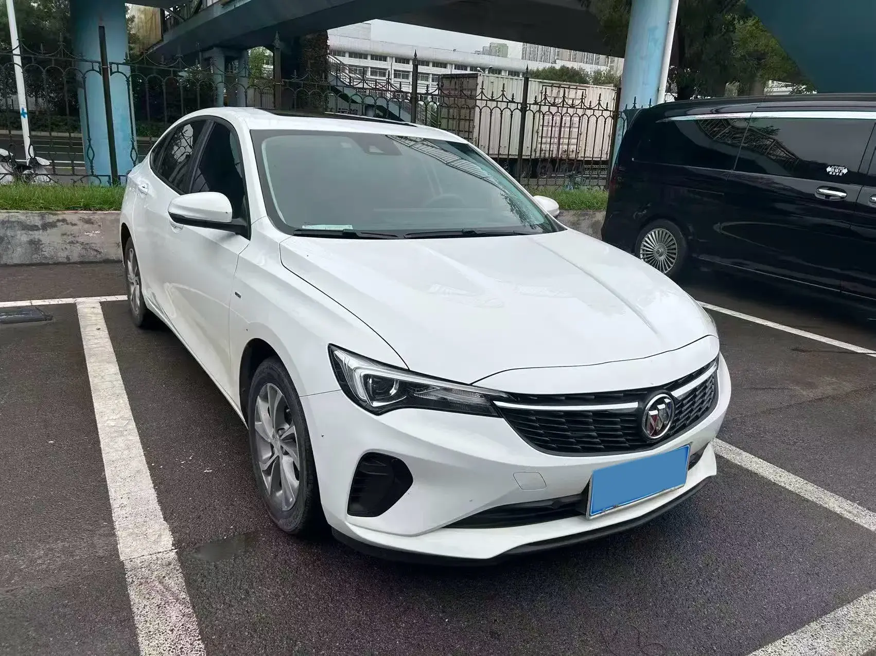 2023 BUICK VERANO thumbnail 2