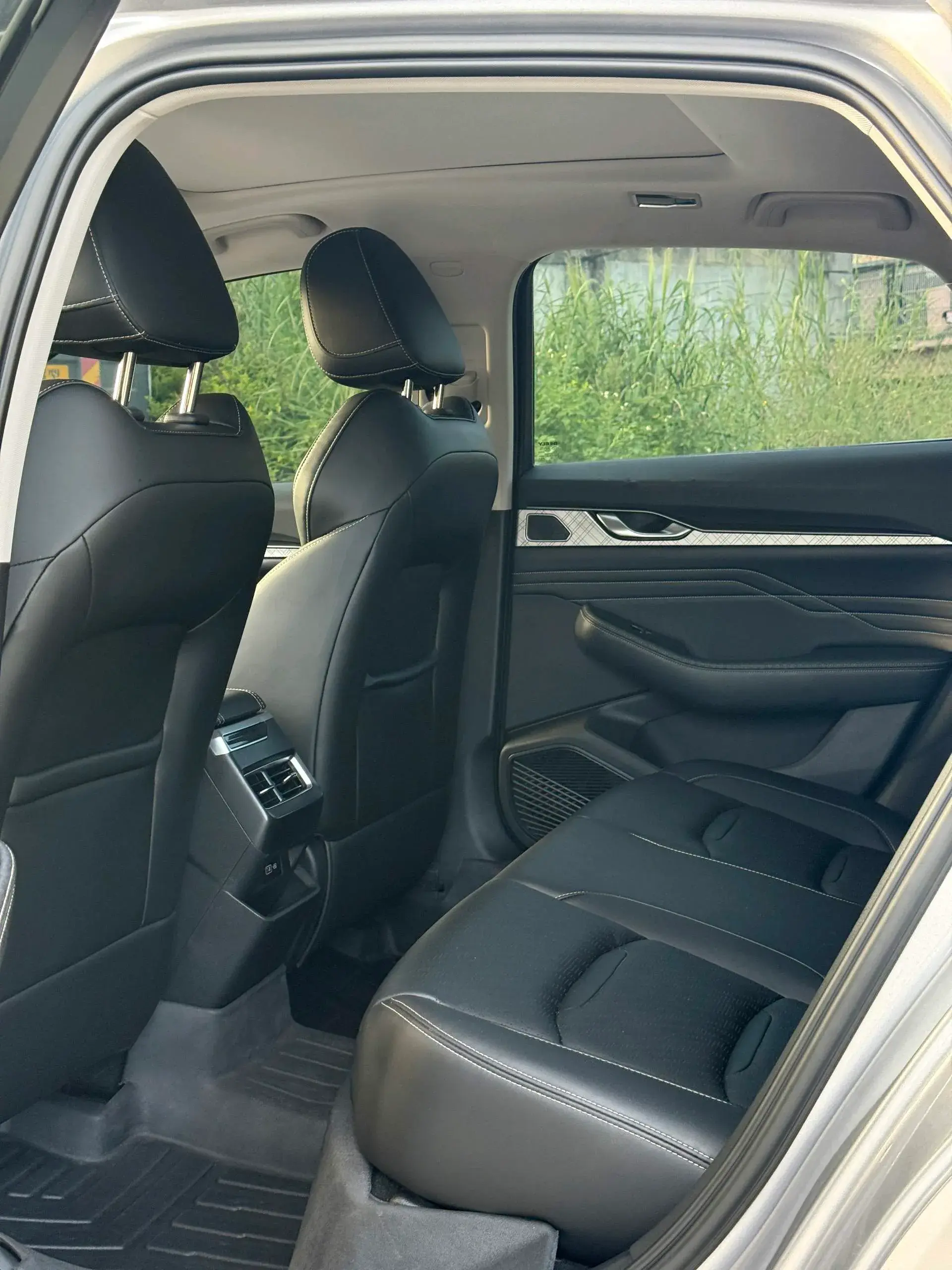 2023 GEELY PREFACE thumbnail 4