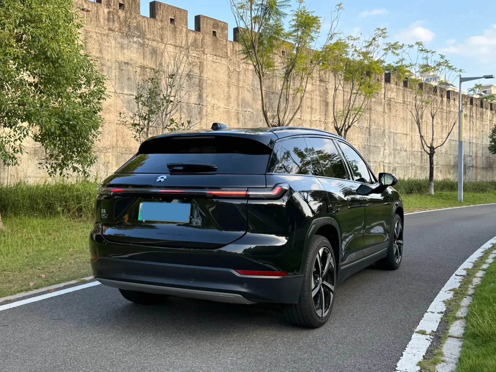 2022 NIO ES7 thumbnail 4