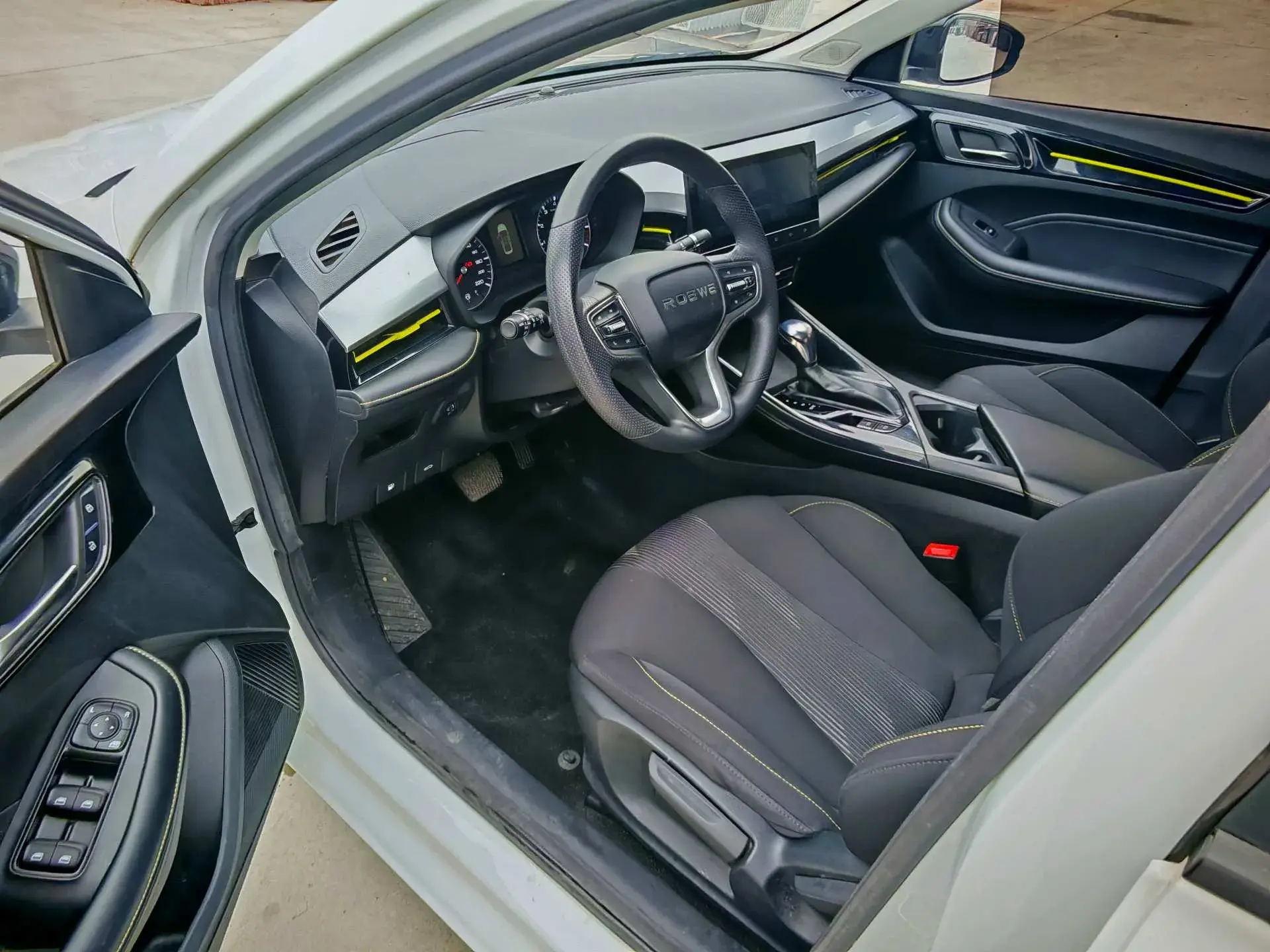 2021 ROEWE I5 thumbnail 4