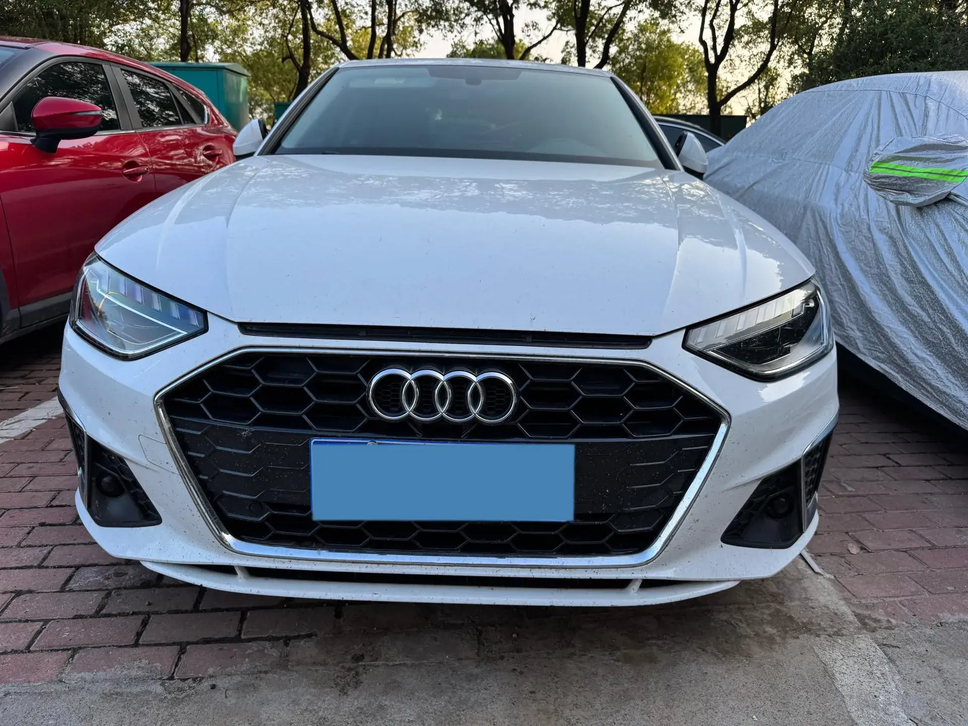 2023 AUDI A4L thumbnail 2