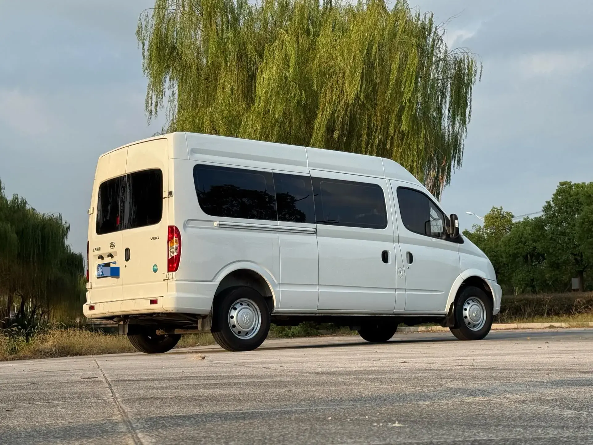 2023 MAXUS XINTU thumbnail 3