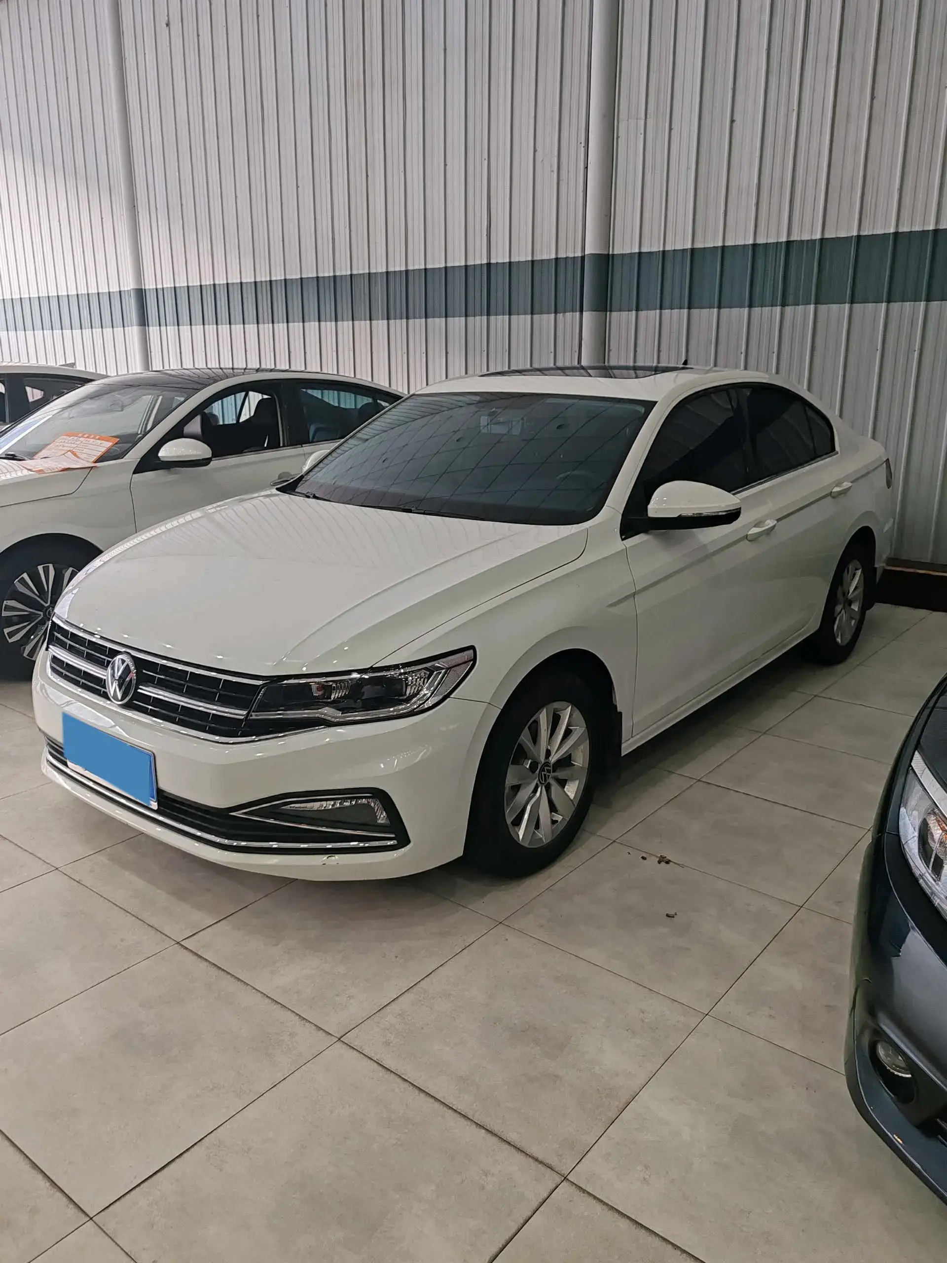 2021 VOLKSWAGEN BORA view 1