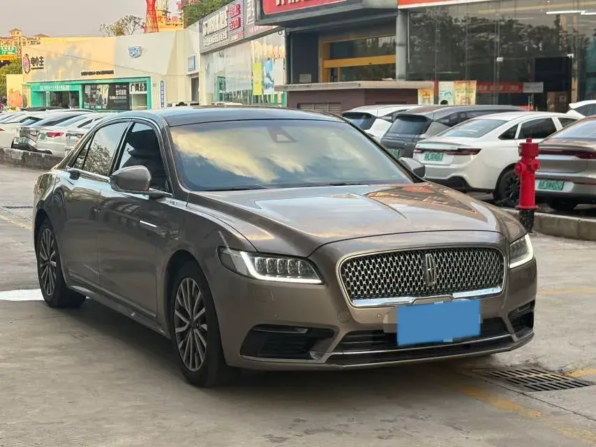 2019 LINCOLN CONTINENTAL thumbnail 2