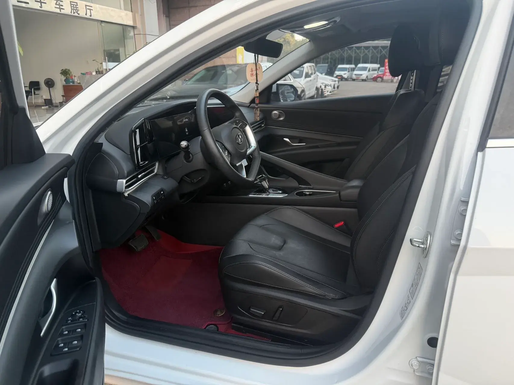 2021 HYUNDAI ELANTRA thumbnail 4