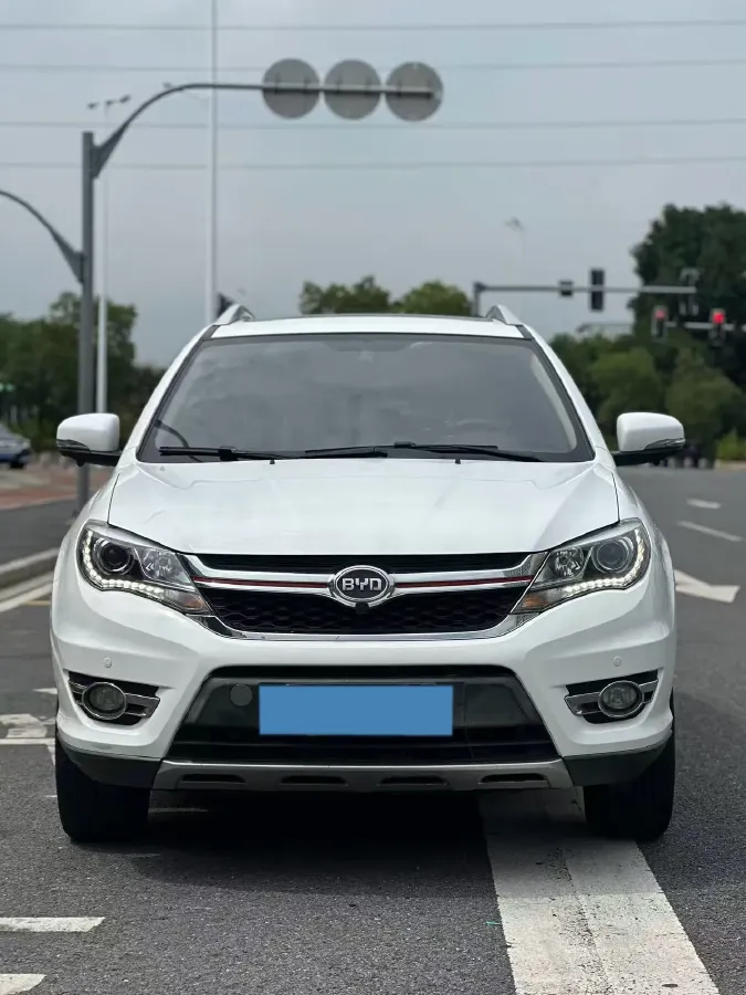 2017 BYD S7 1.5T 154HP L4 6MT,autocango,china used car exporter,china ev exporter,chinese used car exporter,chinese used ev exporter