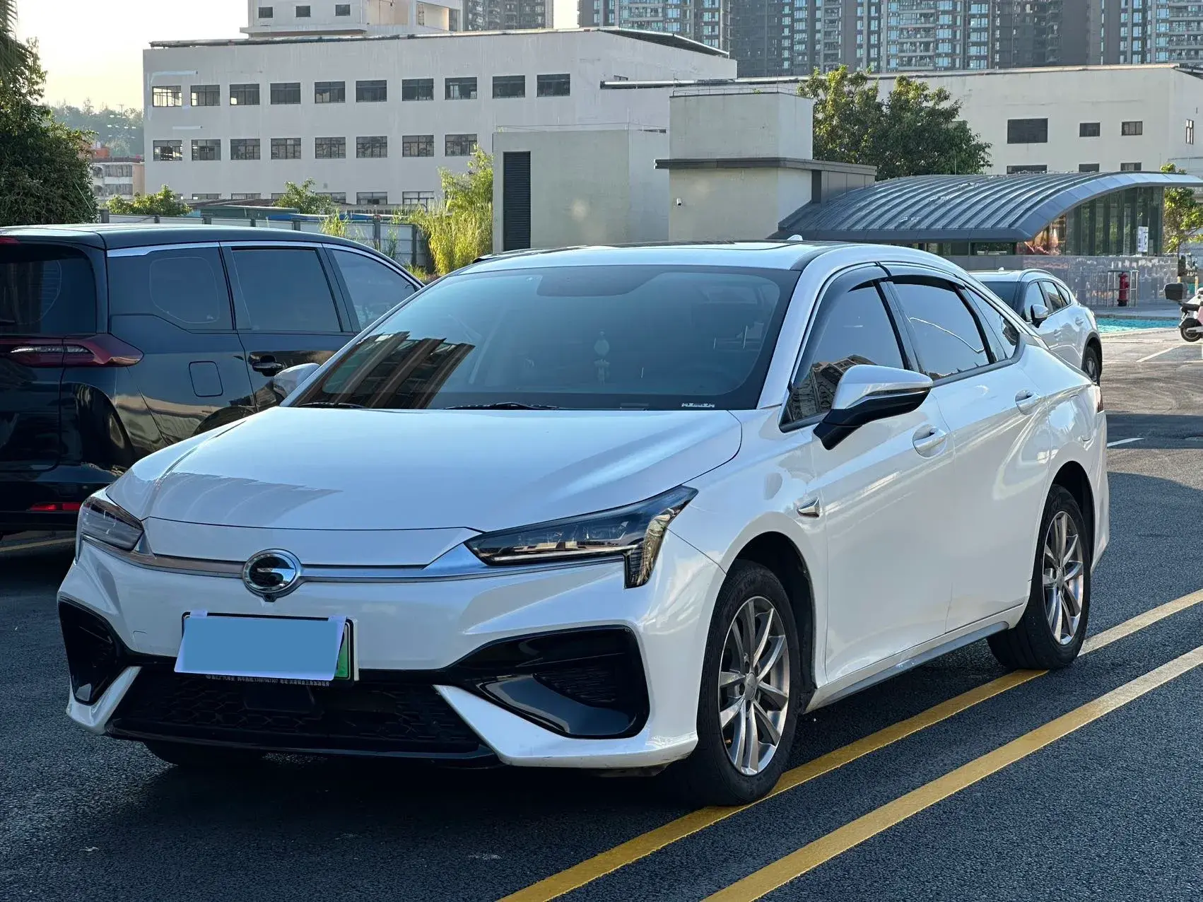 2023 AION S view 1