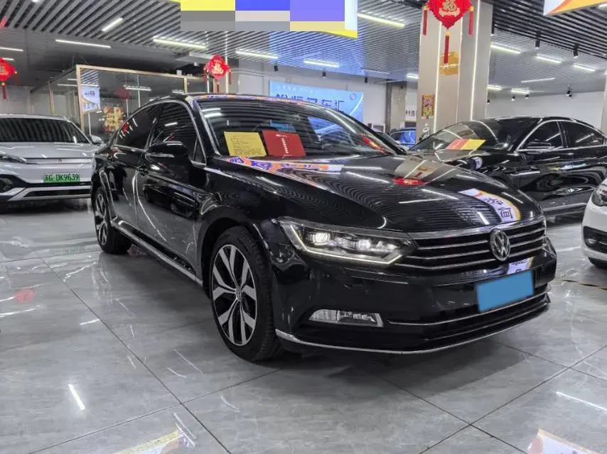 2019 VOLKSWAGEN MAGOTAN thumbnail 2