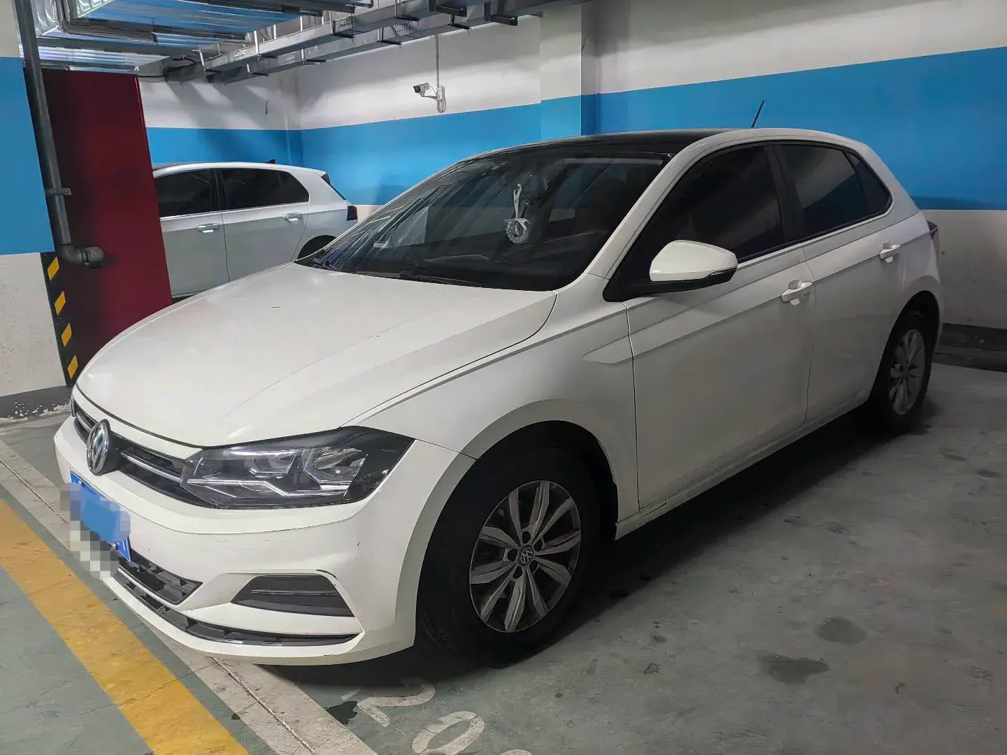 2019 VOLKSWAGEN POLO view 1