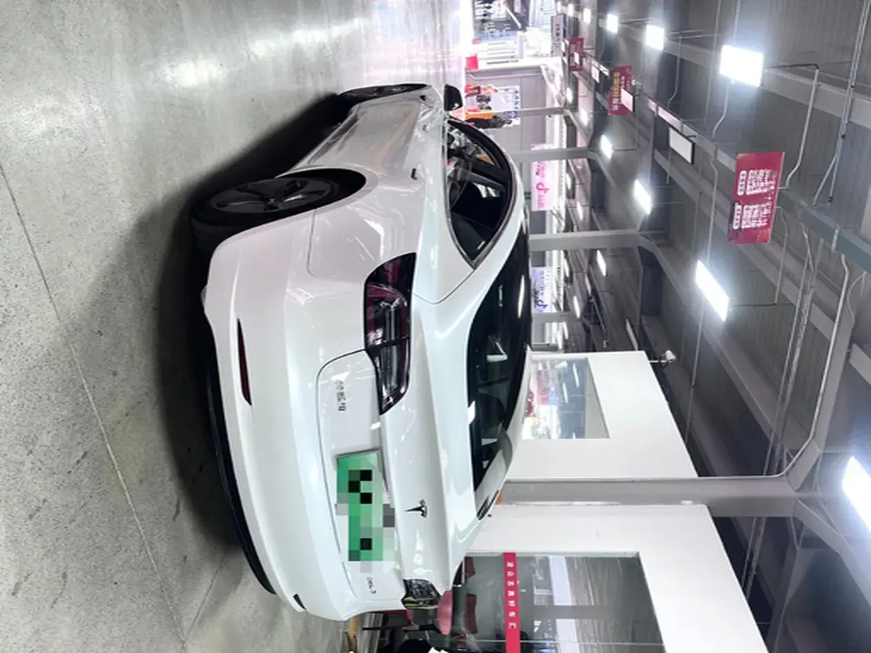 2019 TESLA MODEL thumbnail 4