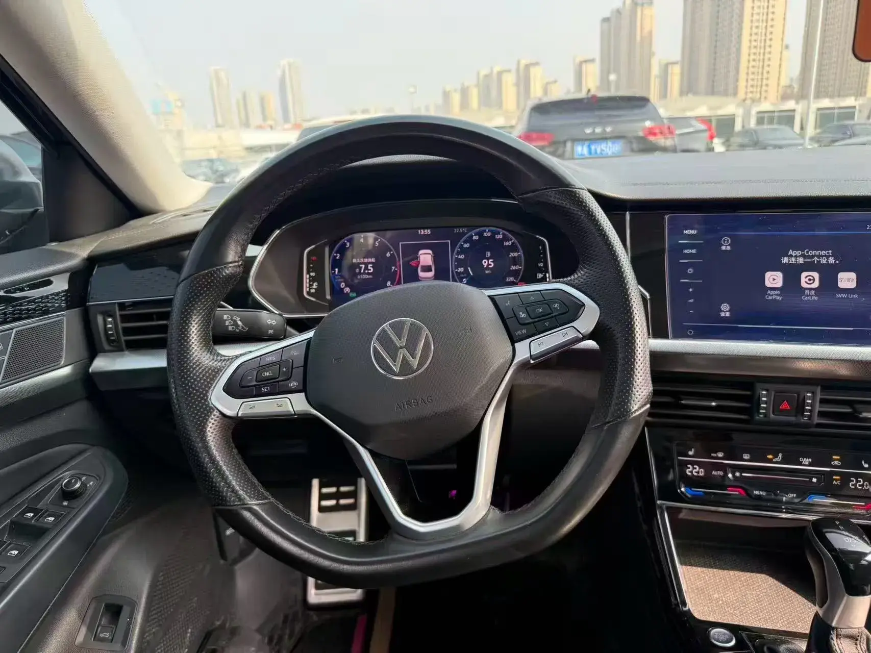 2022 VOLKSWAGEN PASSAT thumbnail 4